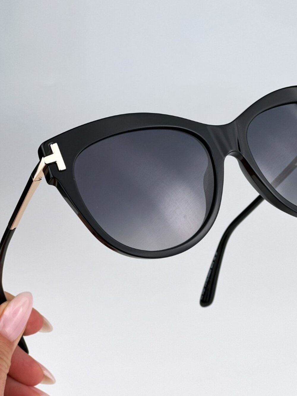 TOM FORD FT0821/S 01D SHINY BLACK CAT EYE WOMEN SUNGLASSES